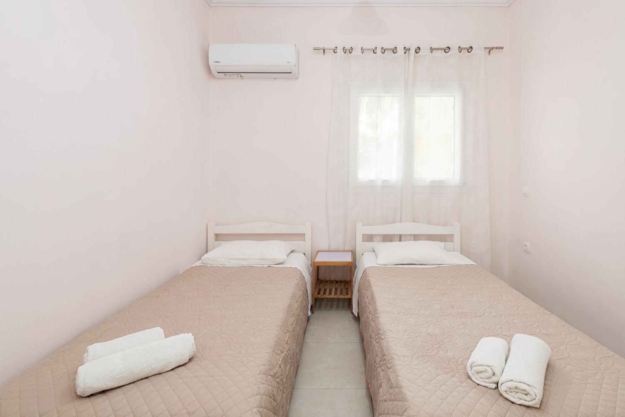 Lazaros Apartments جوفيا المظهر الخارجي الصورة