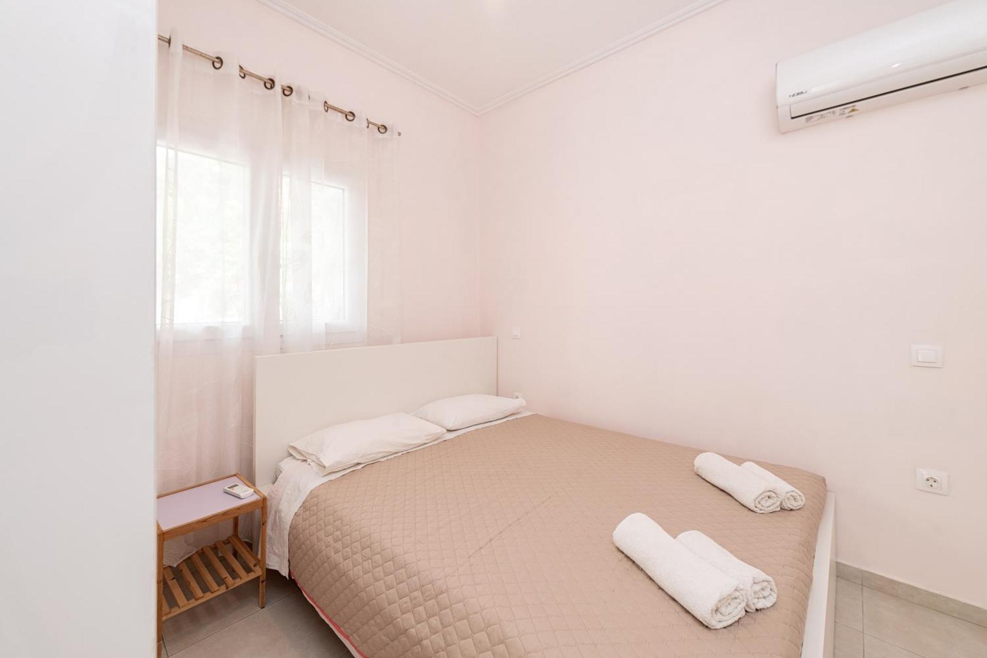 Lazaros Apartments جوفيا المظهر الخارجي الصورة