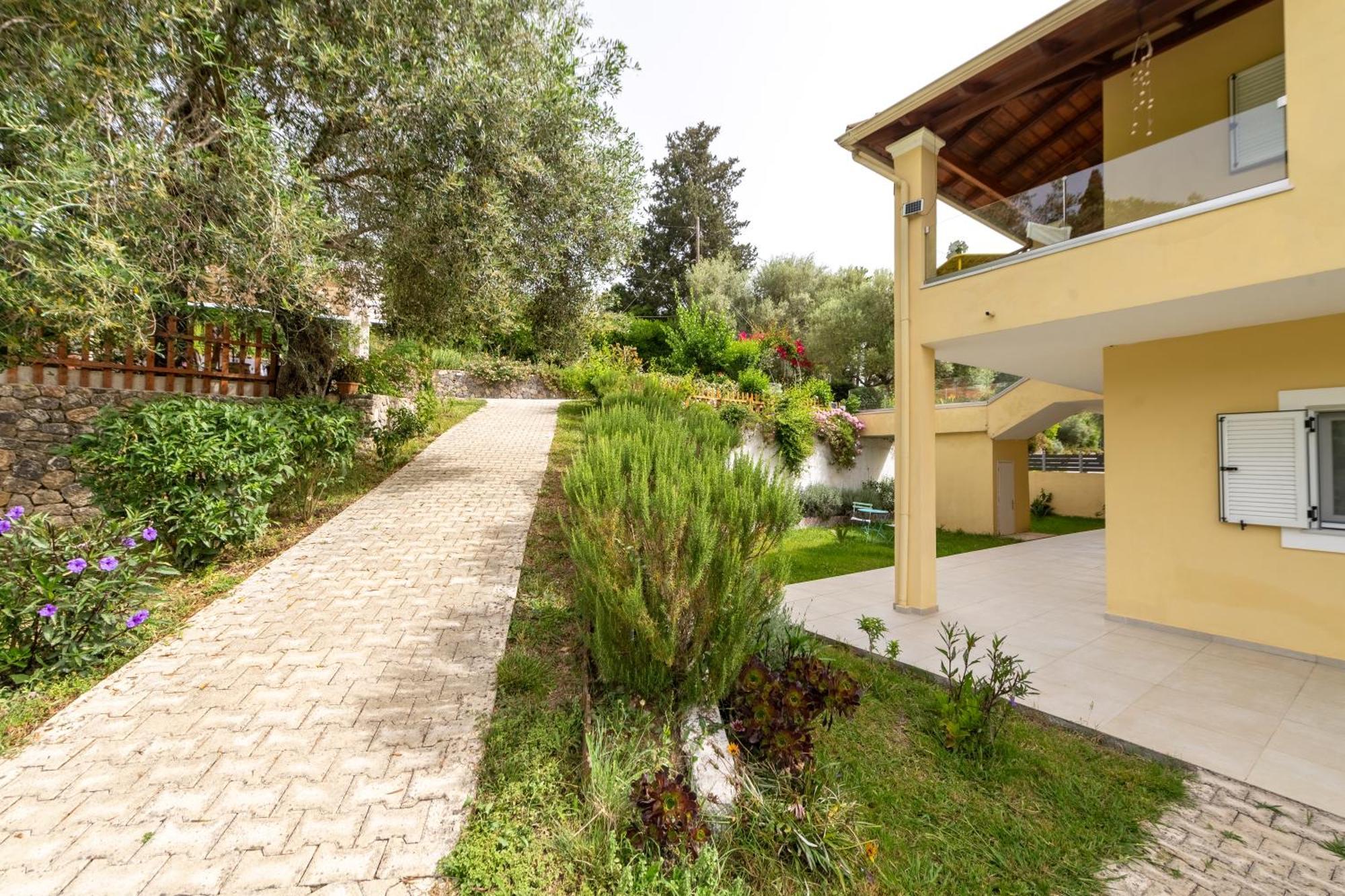 Lazaros Apartments جوفيا المظهر الخارجي الصورة